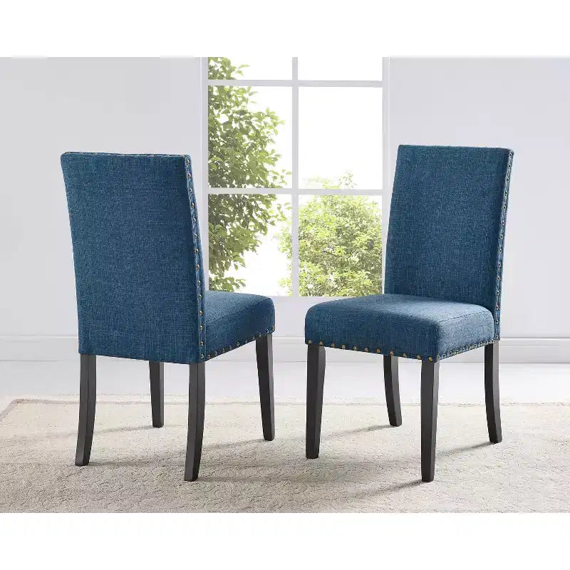 Sedie da pranzo in tessuto Biony con borchie decorative