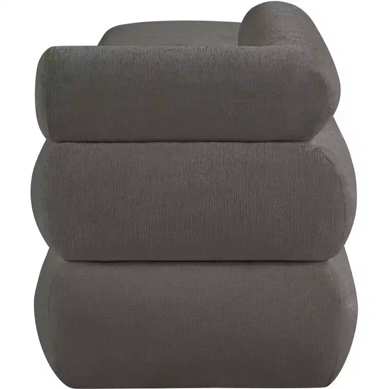 Meridian Furniture, Panca in tessuto ciniglia Kennedy