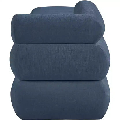 Meridian Furniture, Panca in tessuto ciniglia Kennedy