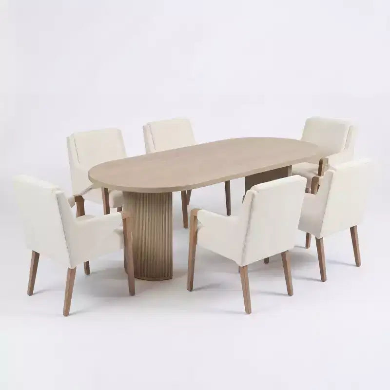 Set da pranzo Anand Moderno 7 pezzi in legno di Hevea con tavolo ovale a piedistallo e sedie rivestite in lino