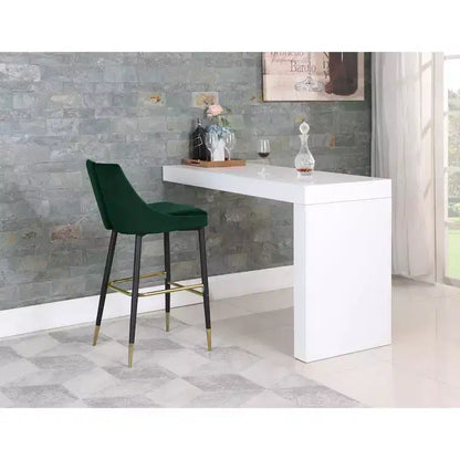 Sgabello elegante in velluto altezza bar