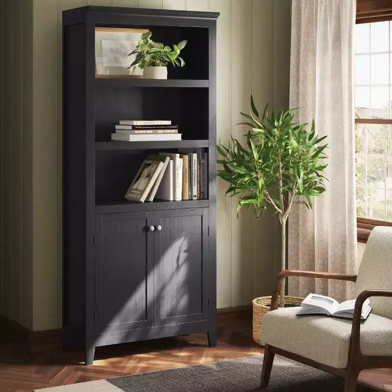 Libreria 72 Carson a 5 ripiani con ante - Threshold